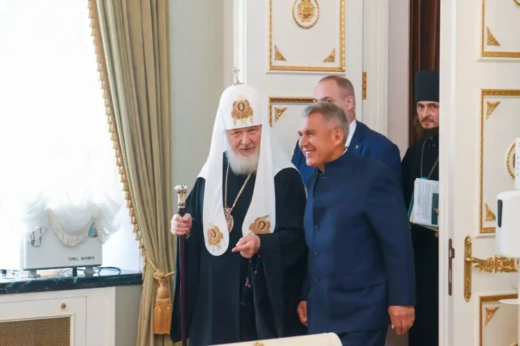 Минниханов и митрополит Кирилл