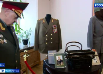 В Казанской Ратуше открылась выставка в честь 80-летия Победы «Вечный огонь нашей памяти»