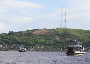 Бүген Аракчино — Югары Ослан паром кичүе эшли башлый