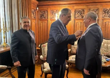 ахметшин и лавров