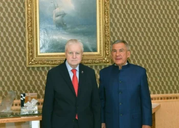 Рустам Минниханов