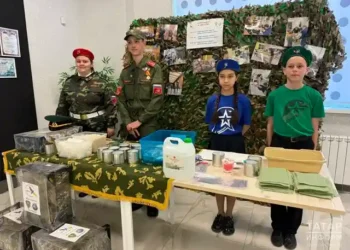 Лицей Зеленодольска отправил в зону СВО около 20 тыс. окопных свечей и 18,6 тыс. пакетов сухого душа