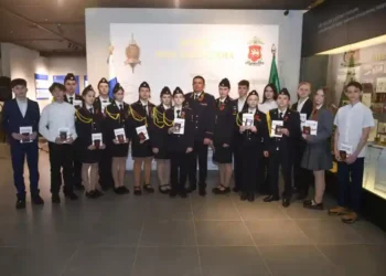 вручили паспорта