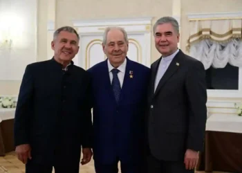 Минниханов встретился с Национальным лидером туркменского народа