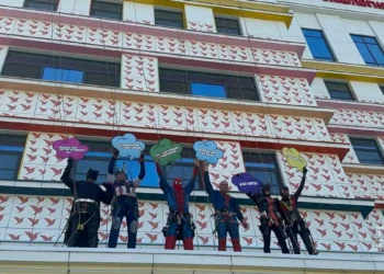 Супергерои