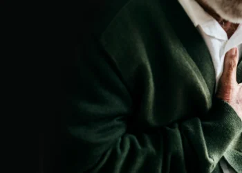 боль в груди