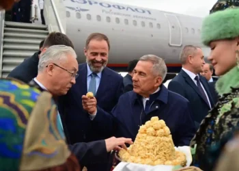 Минниханов в аэропорту встретил Вице-премьера Государственного совета КНР