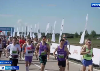 В благотворительном забеге в Менделеевске приняли участие 2,5 тыс. человек