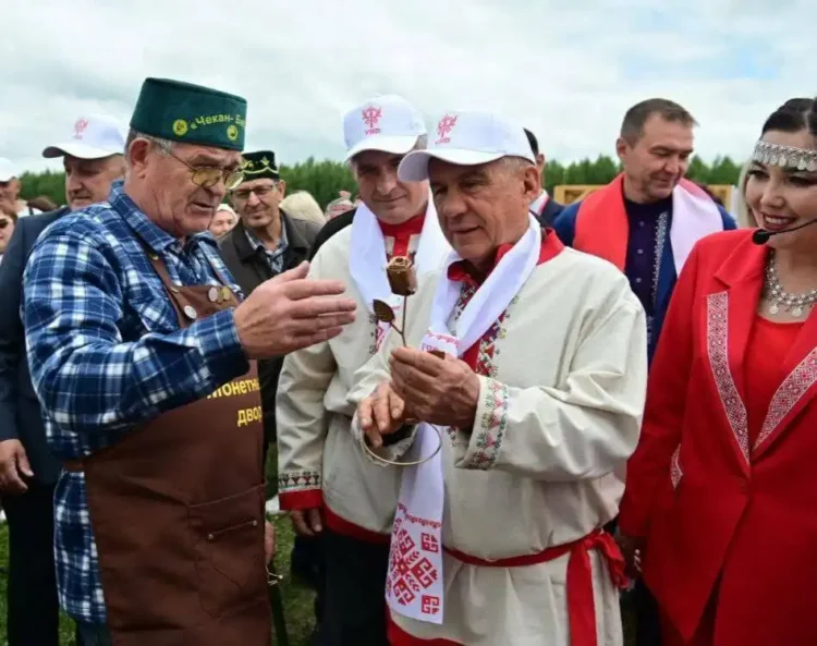 Фото: телеграм-канал Рустама Минниханова