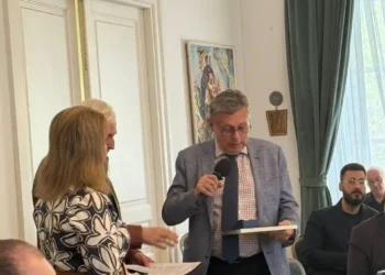 Рифат Сабитов награжден золотой медалью Международной академии телевидения и радио «За преданность любимому делу и верность профессии»