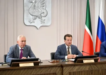 Мэр Казани поздравил медицинских работников с профессиональным праздником