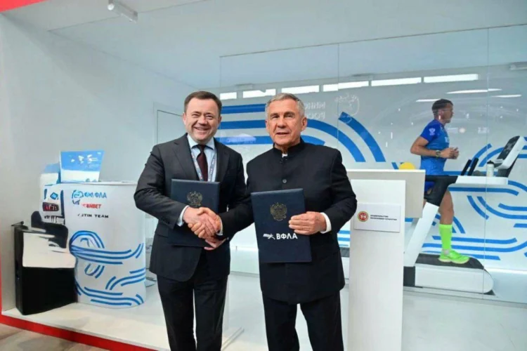 Рустам Минниханов