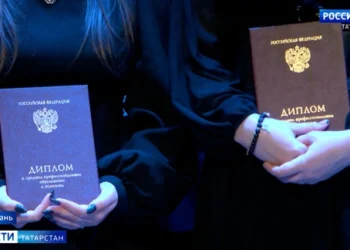 260 выпускников Казанского нефтехимического колледжа получили дипломы об окончании СУЗа