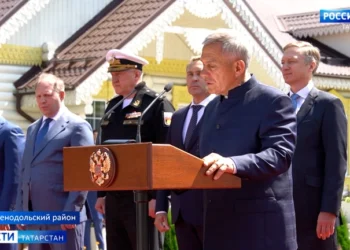 Рустам Минниханов и Николай Патрушев вручили коллективу Зеленодольского завода им.Горького Орден «За доблестный труд»