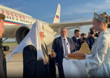 Рустам Минниханов в казанском аэропорту встретил Патриарха Московского и всея Руси Кирилла