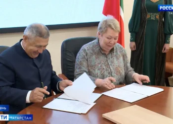Академия наук РТ и Российская академия образования подписали соглашение о сотрудничестве