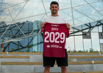 Нападающий «Рубина» Мирлинд Даку продлил контракт с командой