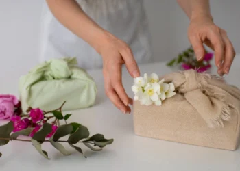 что нельзя дарить на свадьбу