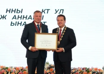 Марат Хуснуллин и Сергей Чемезов стали почетными гражданами Казани