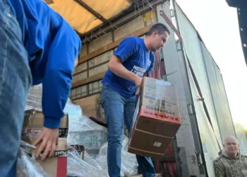 Активисты «Молодой Гвардии Единой России» передали гумпомощь военным и жителям Рубежного