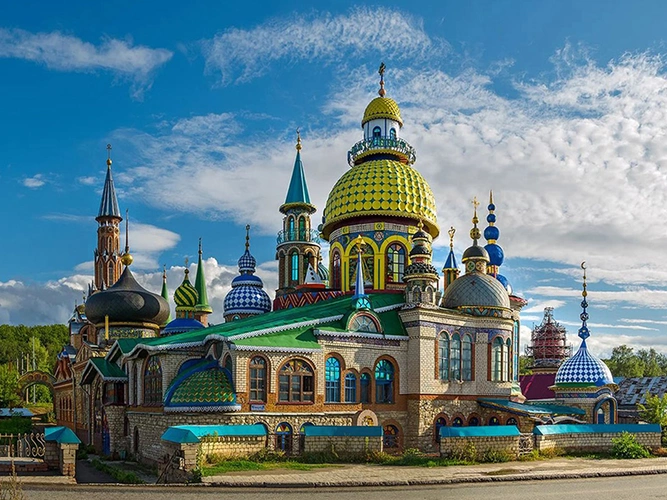храм всех религий казань