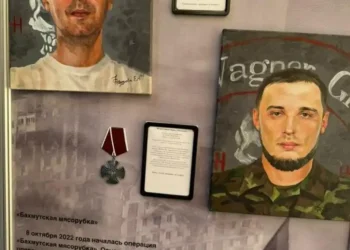 В Челнах открылась выставка «Они сражались за Родину», посвященная героям СВО
