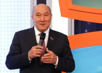 Марат Ахметов