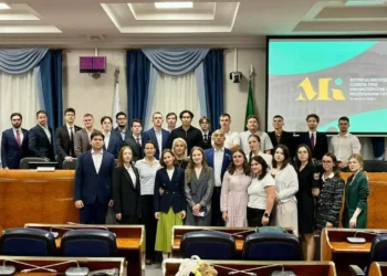 Ирада Аюпова провела встречу с Молодежным советом РТ