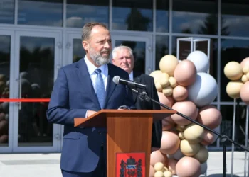 Игорь Комаров