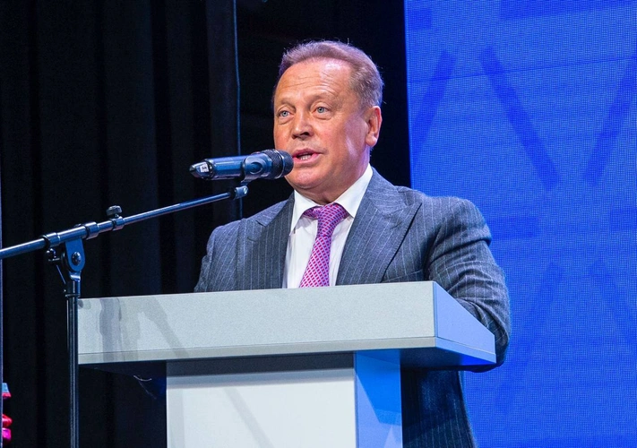 Айдар Метшин