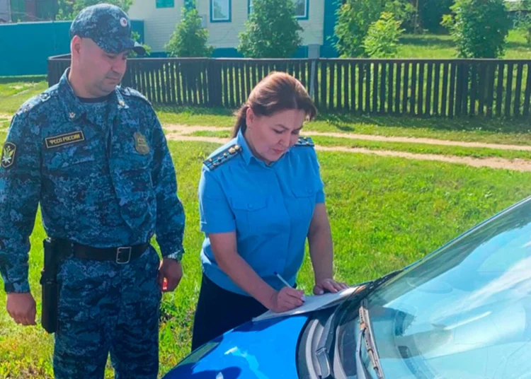 приставы