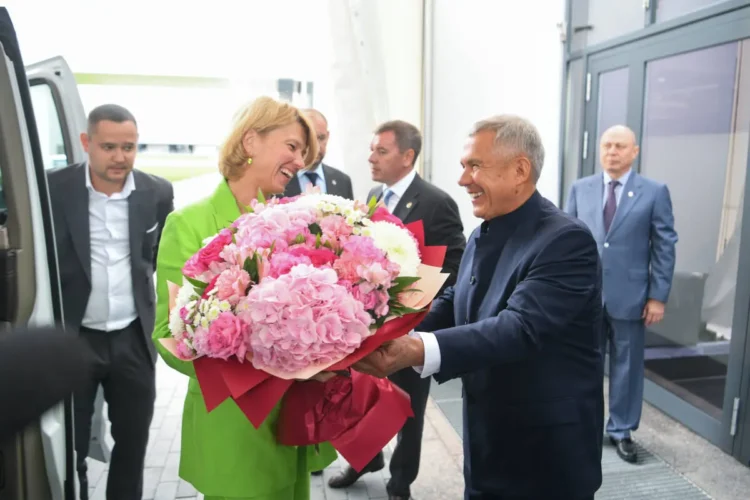 Раис РТ с Оксаной Лут