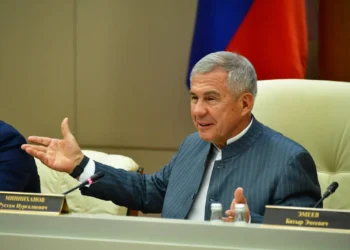 Рустам Минниханов