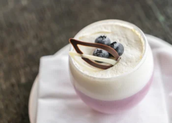 ТОП-10 белковых ПП-десертов с КБЖУ: вкусно, полезно и без лишних калорий