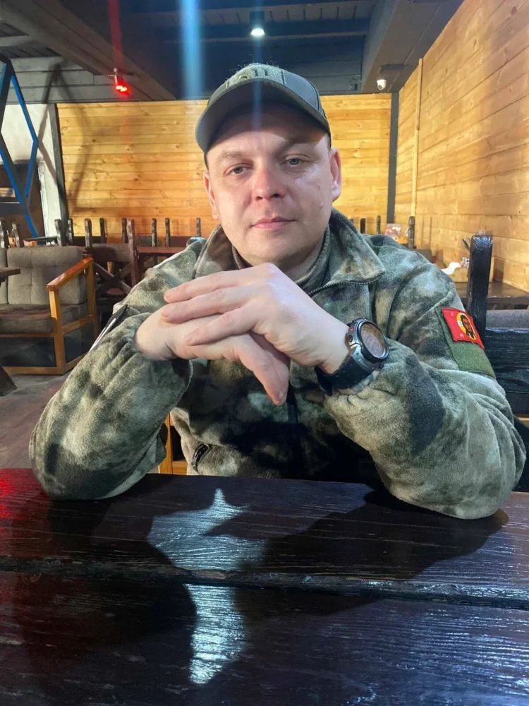 боец