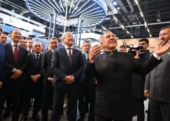 Мишустин встретился с Миннихановым на Иннопроме