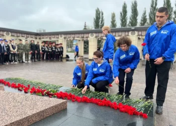 возложение цветов