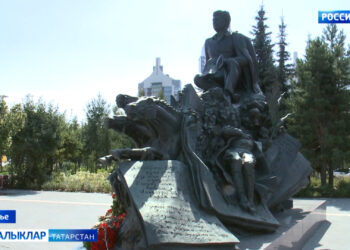 Казанда башкорт шагыйре Мостай Кәримнең 106 еллыгы уңаеннан әдәби митинг-концерт була