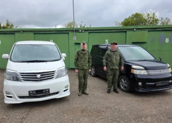 Татарстанская таможня передала бойцам СВО два автомобиля