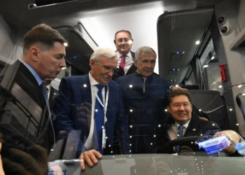 Минниханов и Миллер осмотрели разработки Татарстана на газовом форуме