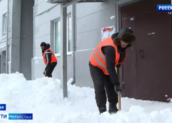 В Казани наблюдается острая нехватка дворников