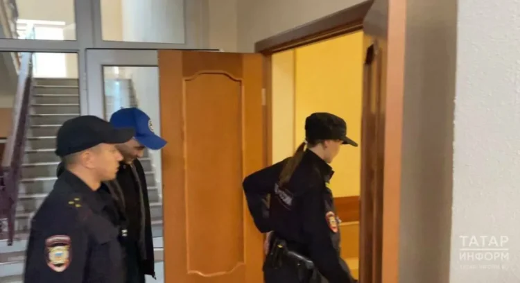 суд