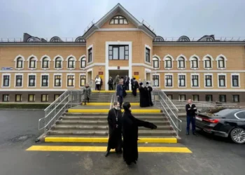 В Набережных Челнах открылась первая православная гимназия