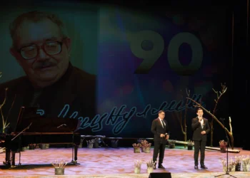 В Большом зале театра Камала прошел вечер памяти народного писателя РТ Туфана Миннуллина