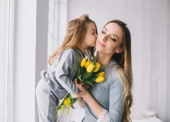 день матери