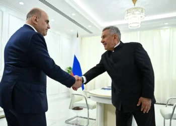 Мишустин поздравил Минниханова с наступающим Новым годом