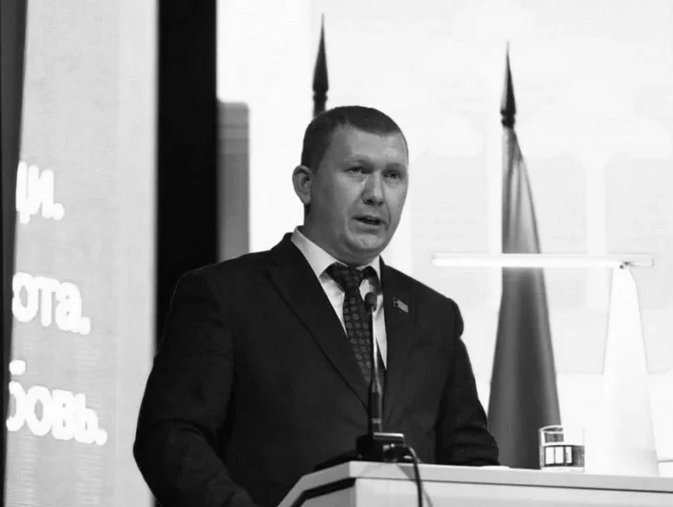 Владислав Никишин