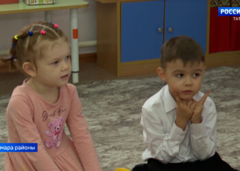 Аш-Буҗи авылында беренче балалар бакчасы 1989 елда барлыкка килә