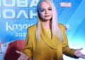 Лариса Долина начала вывозить вещи из квартиры в Хамовниках
