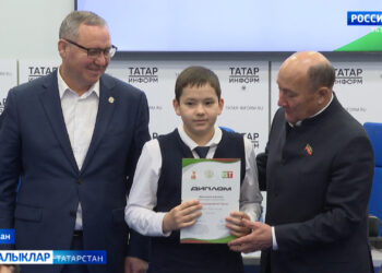 Төбәкчеләрдән бүләк